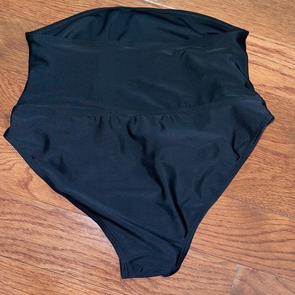 New S Black maternity swim bottom - Picture 4 of 4